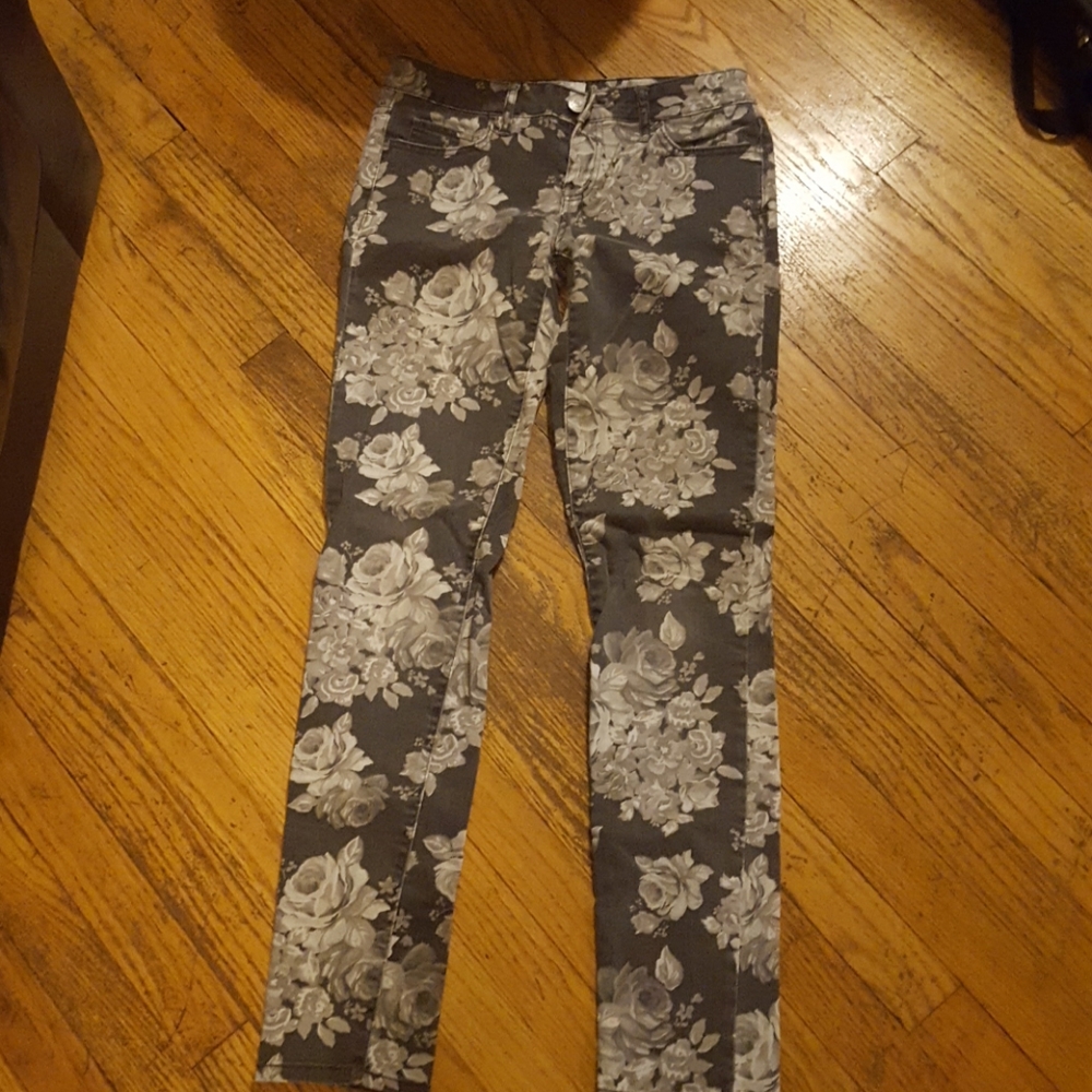 Low Rise Grey Rose Jeans